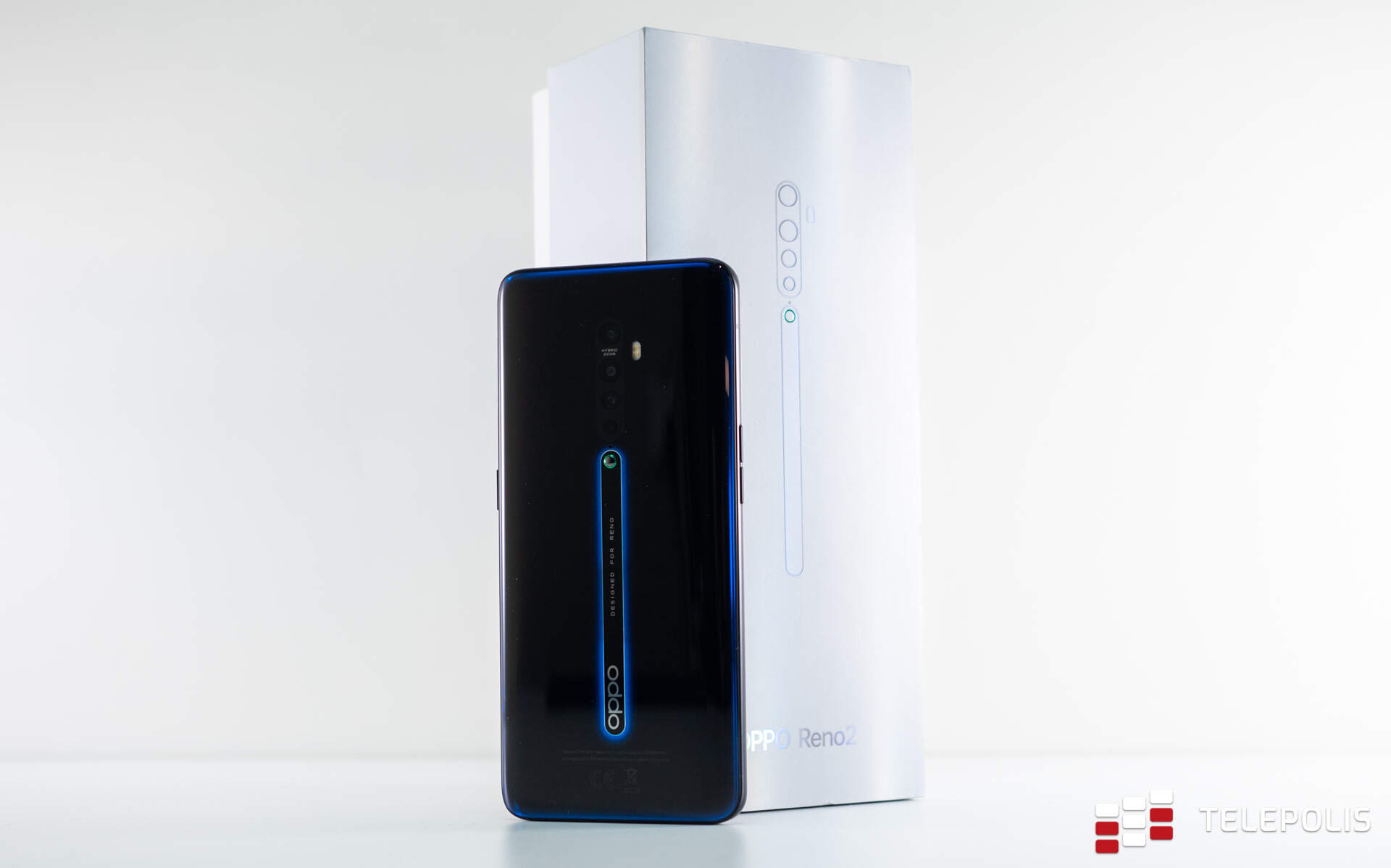 OPPO Reno2 – test. Piękna obudowa, AMOLED bez ramek, płetwa rekina, zoom i stabilizacja...