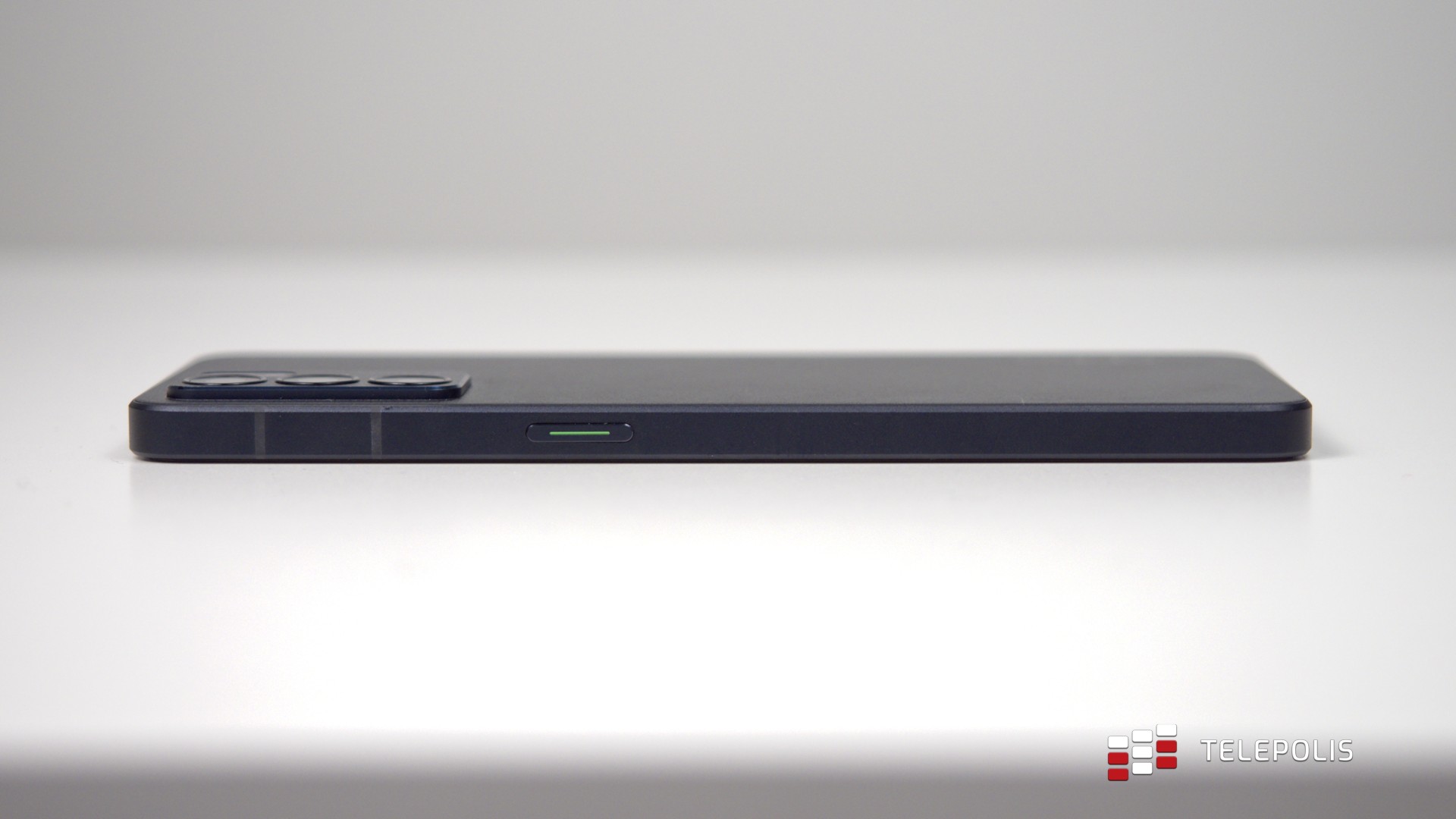 Oppo Reno6 5G – ambitny średniak z aspiracjami