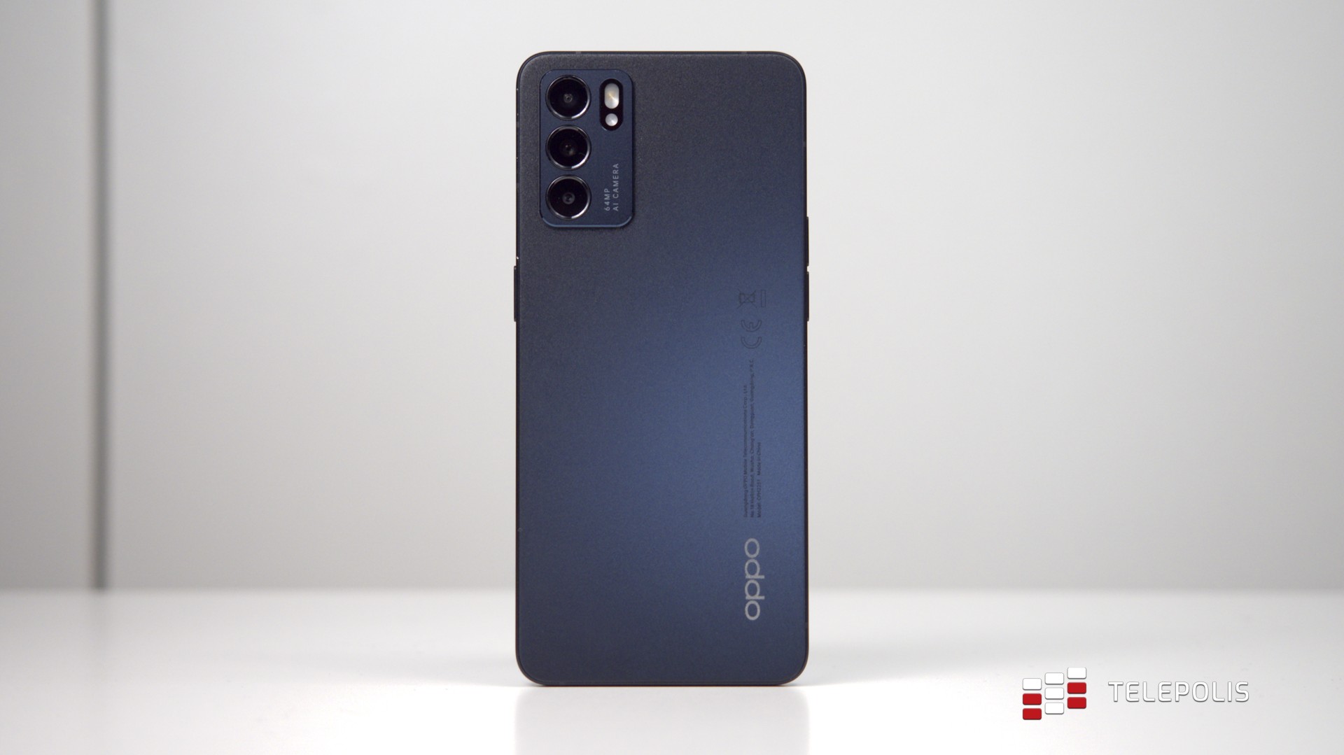 Oppo Reno6 5G – ambitny średniak z aspiracjami