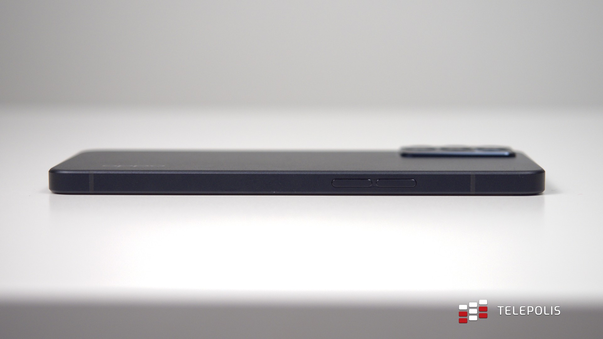 Oppo Reno6 5G – ambitny średniak z aspiracjami