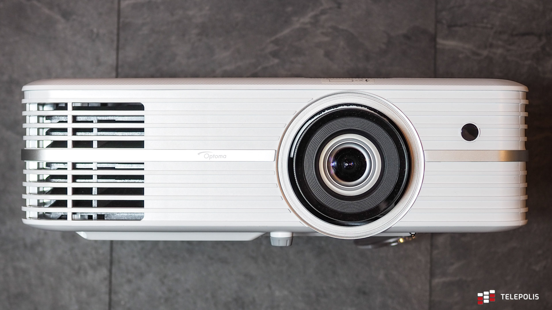 Projektor 4K to rozkosz dla oczu, ból dla kieszeni, a Optoma UHD380X to nawet więcej
