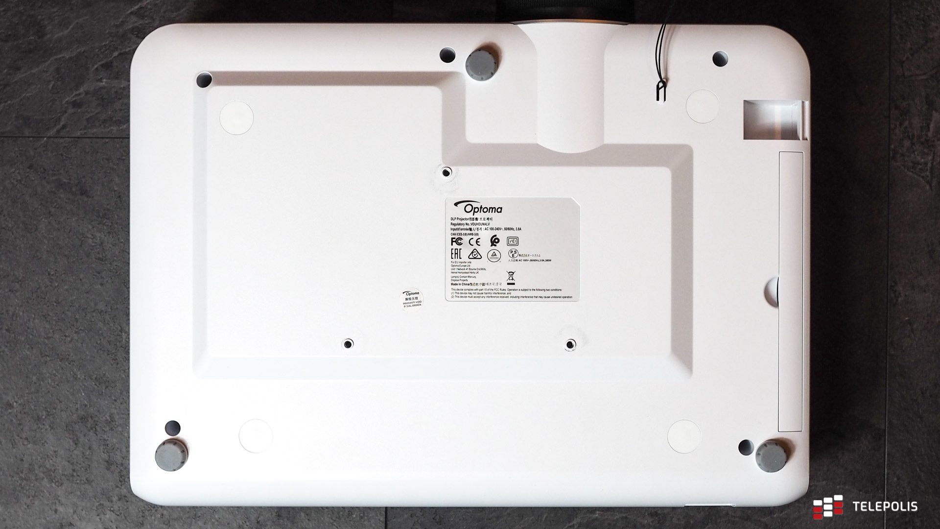 Projektor 4K to rozkosz dla oczu, ból dla kieszeni, a Optoma UHD380X to nawet więcej