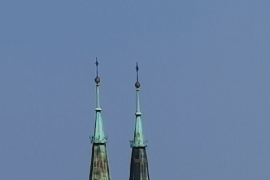 Jak dobry aparat ma Huawei P30 Pro? Porównujemy zoom i jakość zdjęć z Lumixem FZ1000