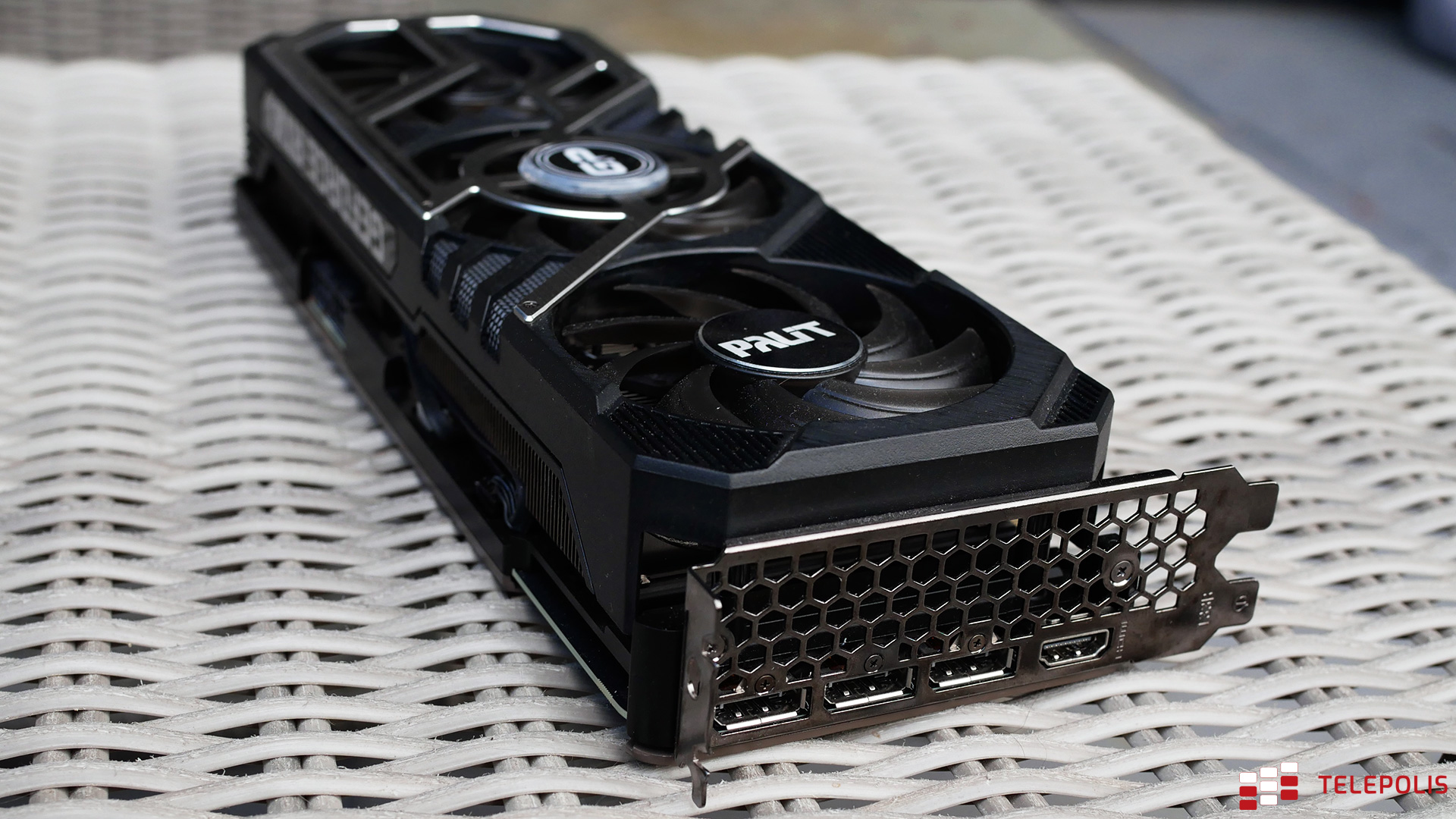NVIDIA GeForce RTX 3080 Ti - test. Szybko, szybciej i dużo drożej