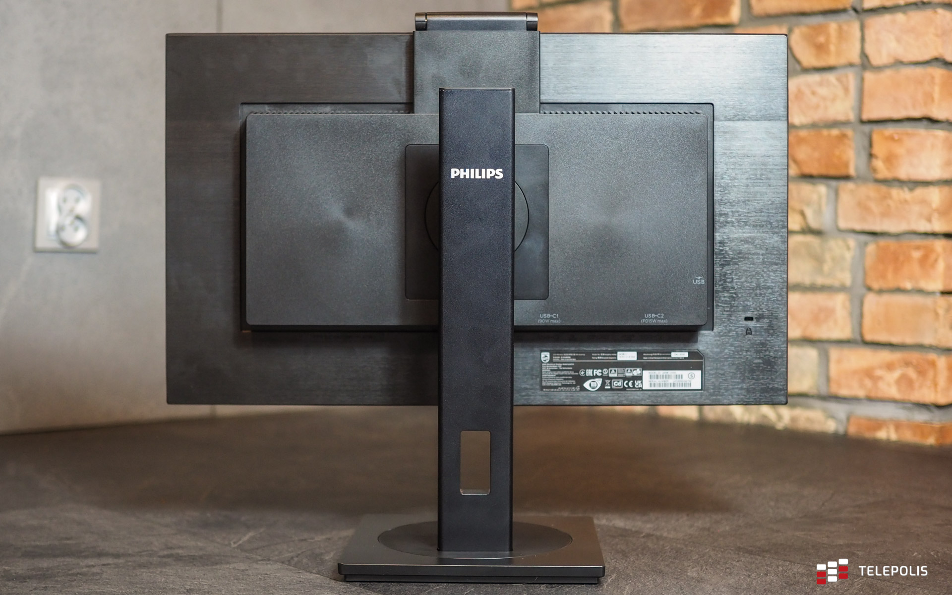 Philips 243B1JH – test monitora ze stacją dokującą USB
