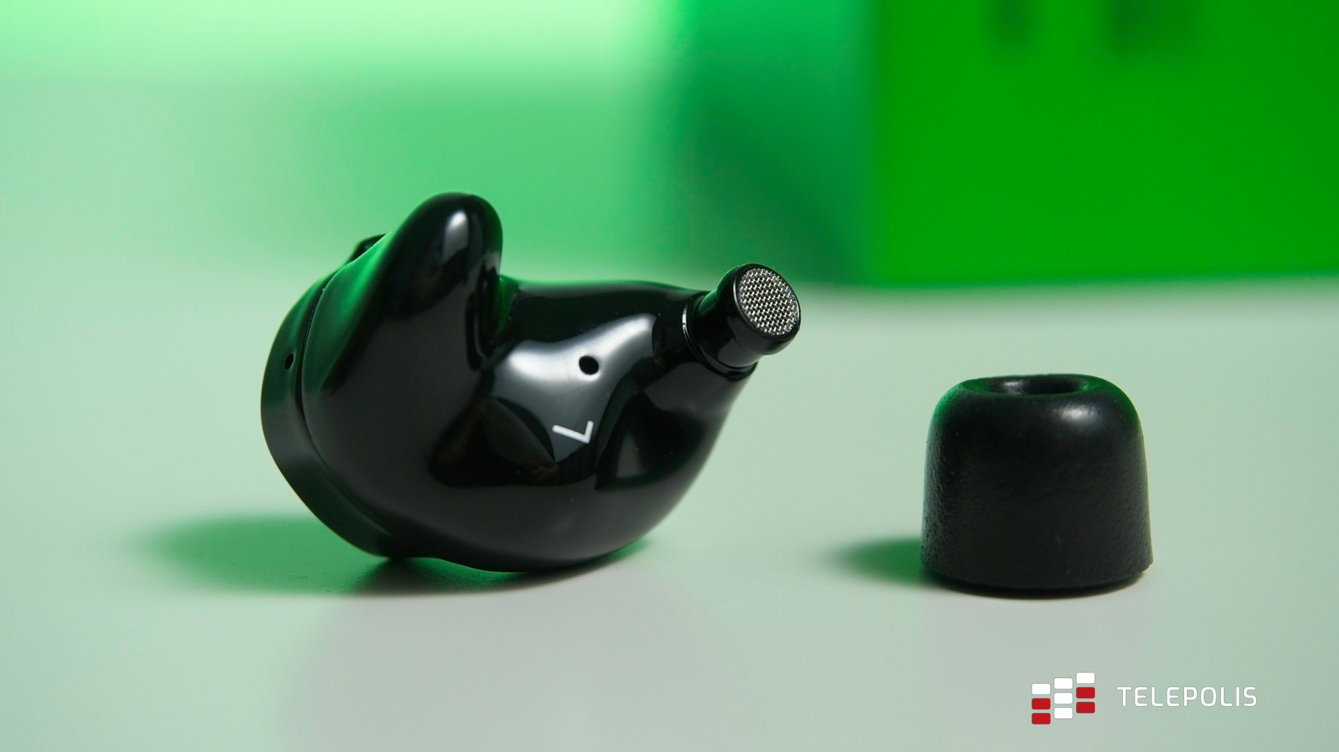 Razer Moray to fajne słuchawki, których pewnie nie kupisz (test)