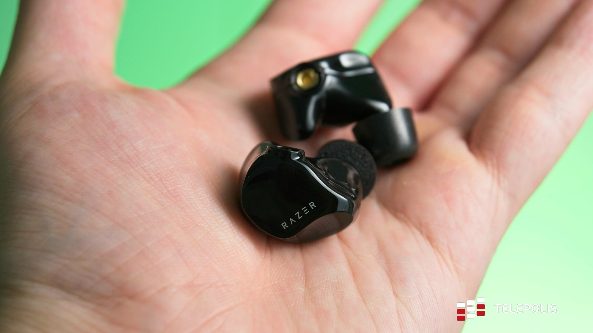 Razer Moray to fajne słuchawki, których pewnie nie kupisz (test)