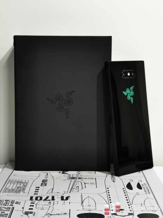 Razer Phone 2 - świetny smartfon do gier, a do tego obłędny dźwięk