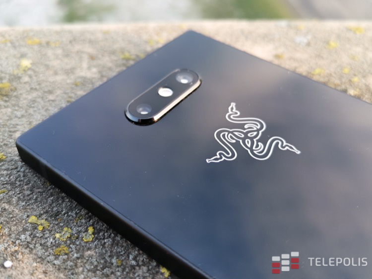 Razer Phone 2 - świetny smartfon do gier, a do tego obłędny dźwięk