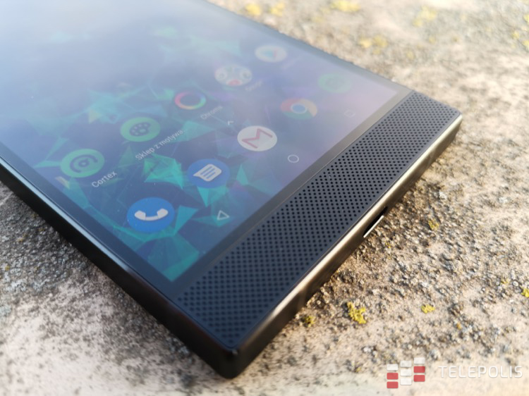 Razer Phone 2 - świetny smartfon do gier, a do tego obłędny dźwięk