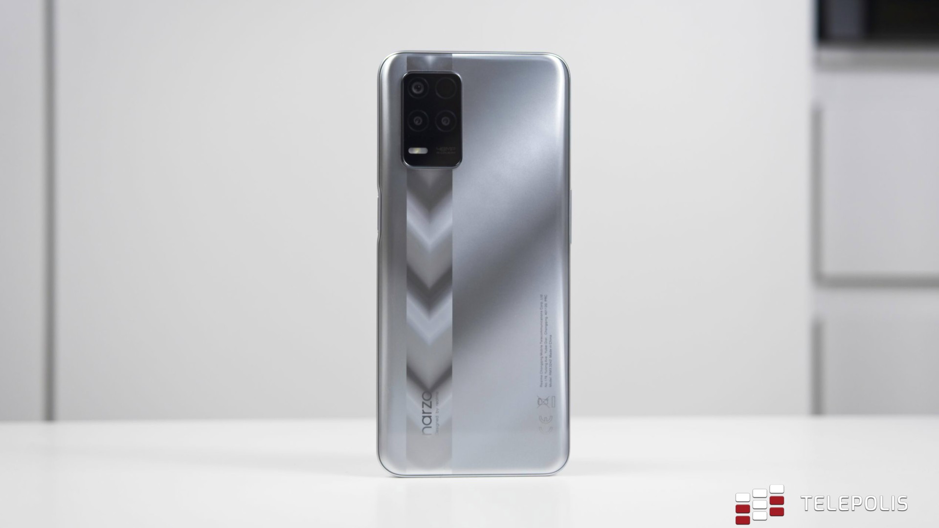 Realme Narzo 30 5G - rzut okiem na niedrogi smartfon z 5G
