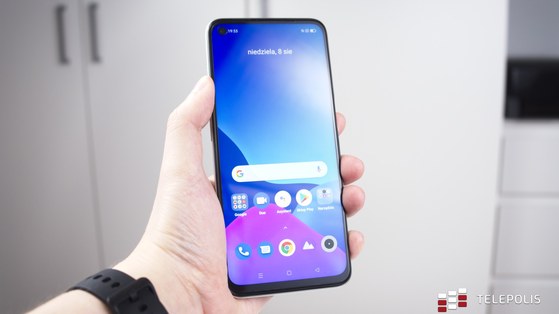 Realme Narzo 30 5G - rzut okiem na niedrogi smartfon z 5G
