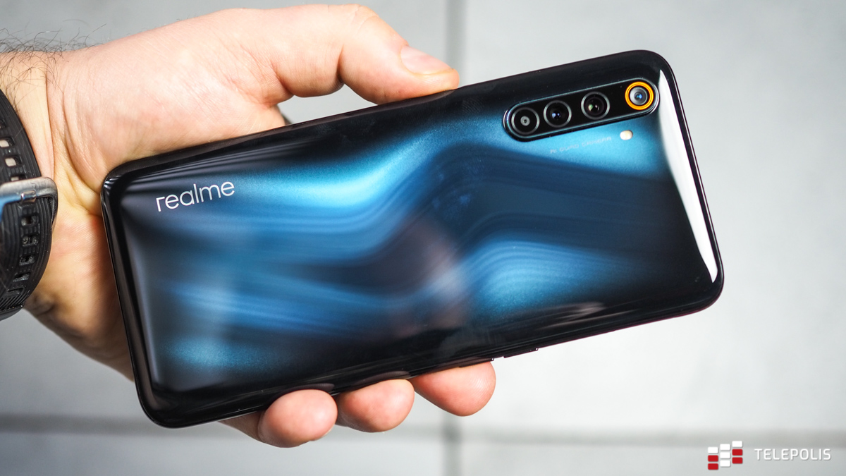 Telefon do 1500 zł - jaki smartfon wybrać? 10 modeli na jesień 2020