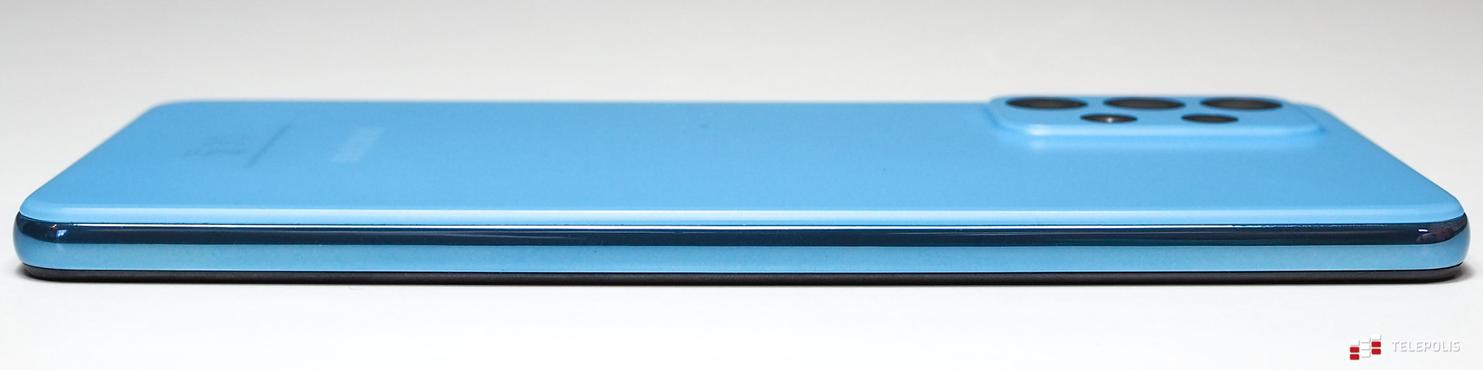 Samsung Galaxy A52: test telefonu, który łączy flagowe rozwiązania z przystępną ceną