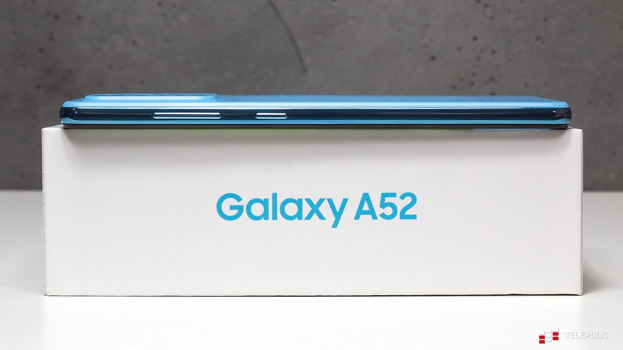 Samsung Galaxy A52: test telefonu, który łączy flagowe rozwiązania z przystępną ceną