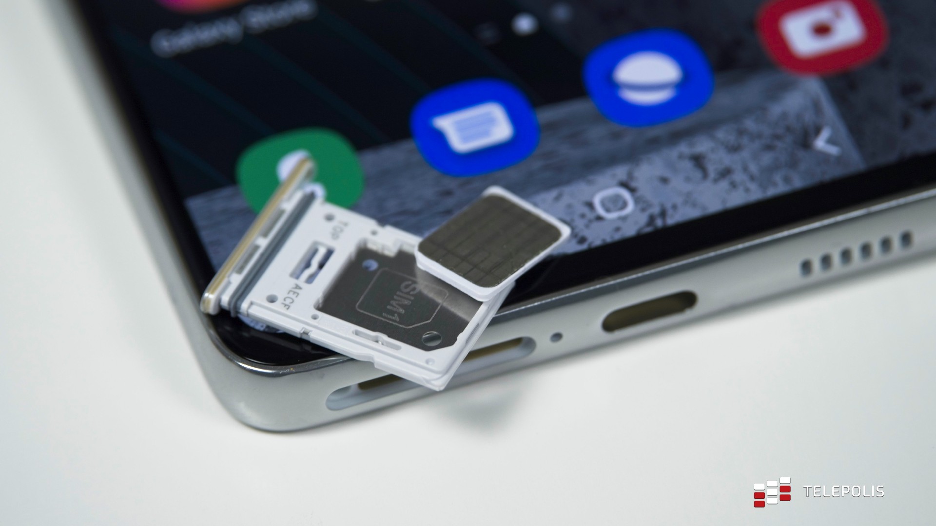 Samsung Galaxy A53 - telefon tak dobry, że kupiłem go żonie (test)