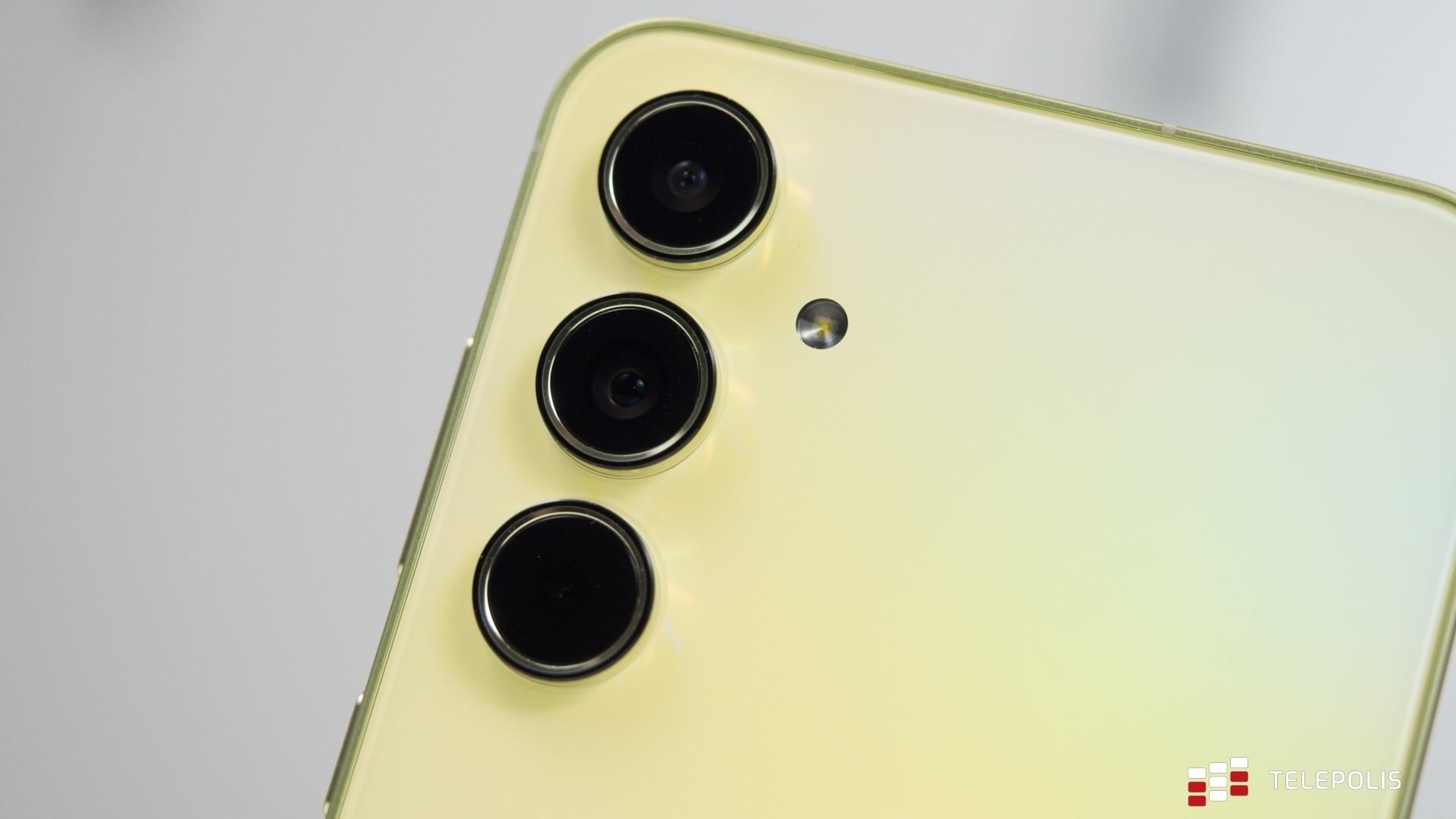 Samsung Galaxy A55 – test. Świetny telefon, który kupisz bez kredytu