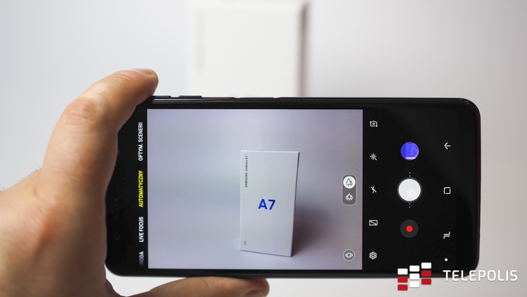 Test telefonu Samsung Galaxy A7 (2018) - koreański producent dołącza do producentów smartfonów z potrójnym aparatem na plecach