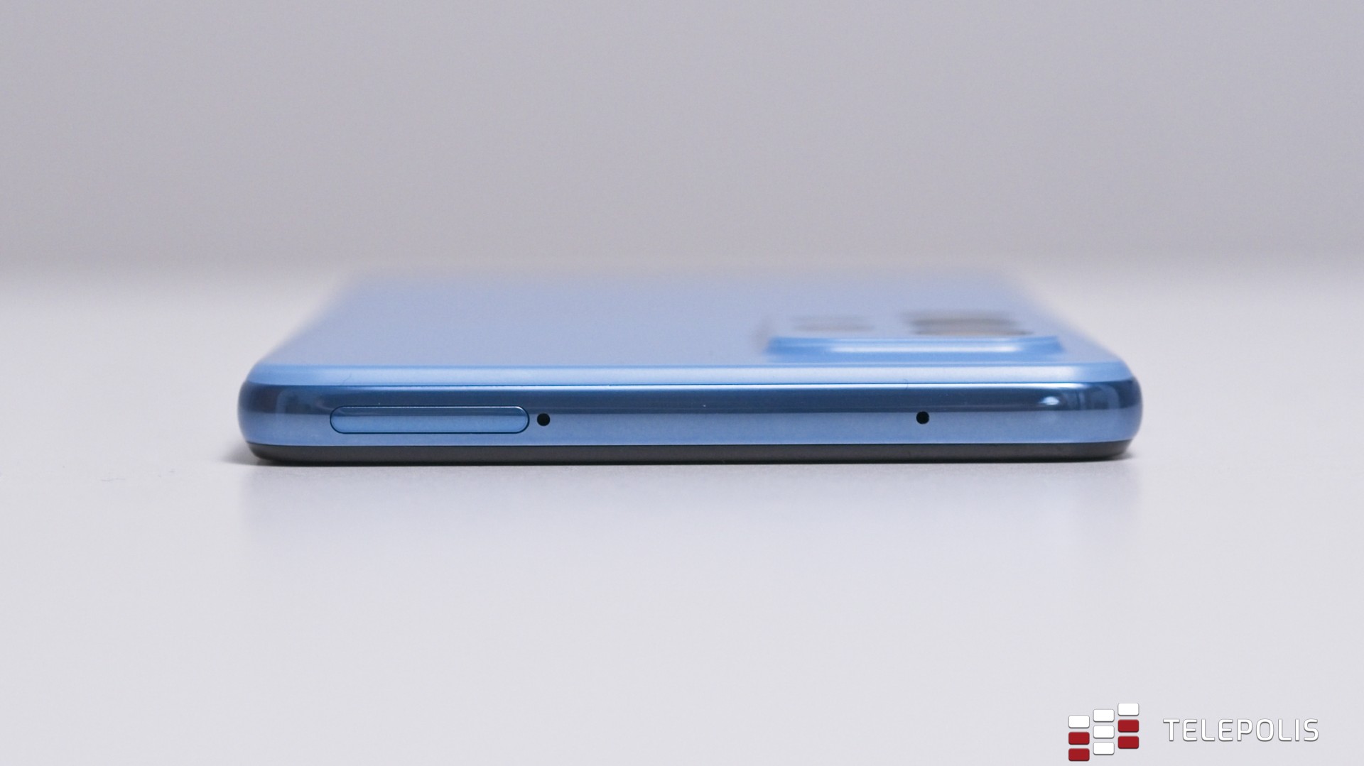 Samsung Galaxy A72 - świetny telefon czy skok na kasę?