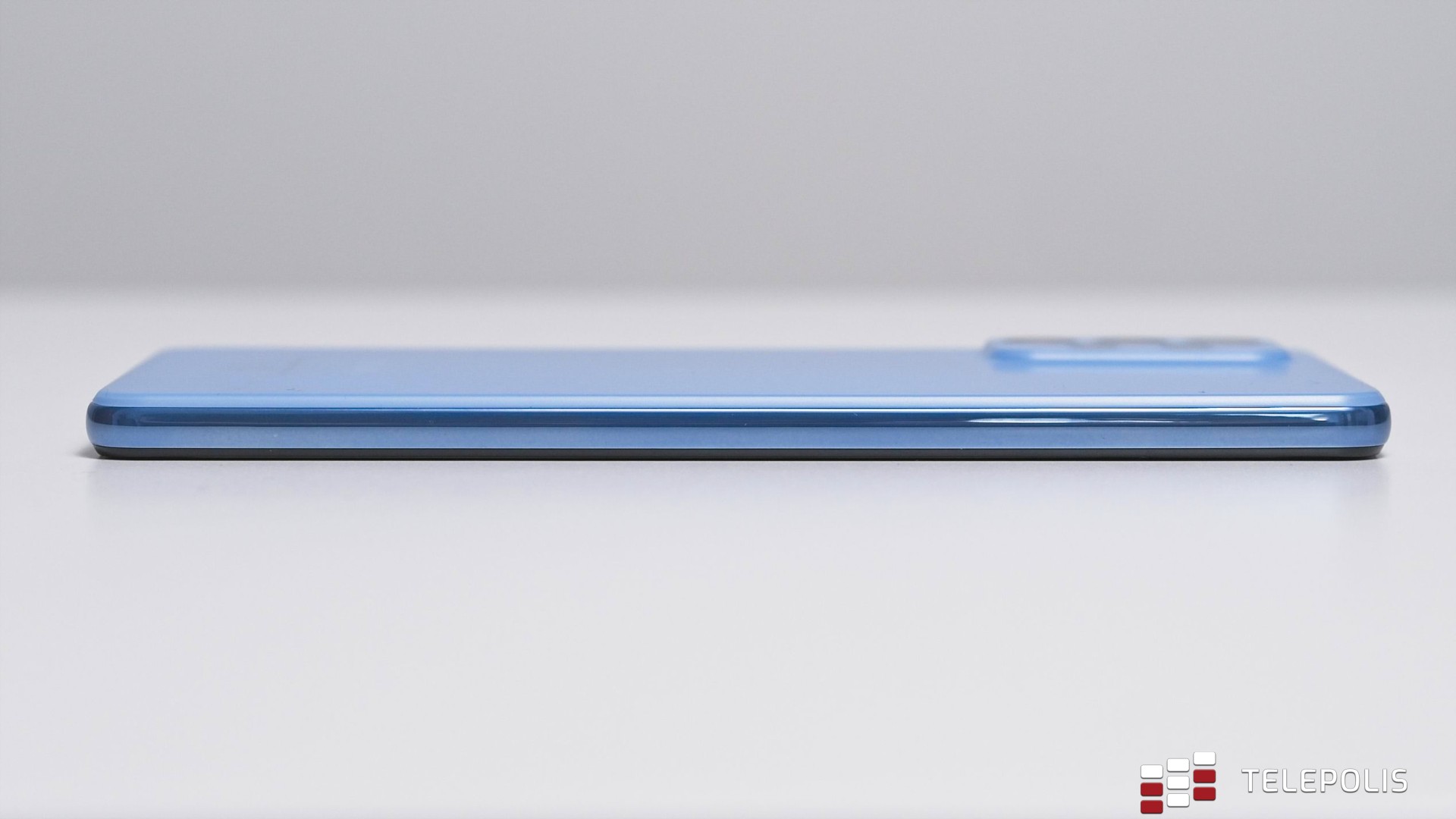 Samsung Galaxy A72 - świetny telefon czy skok na kasę?