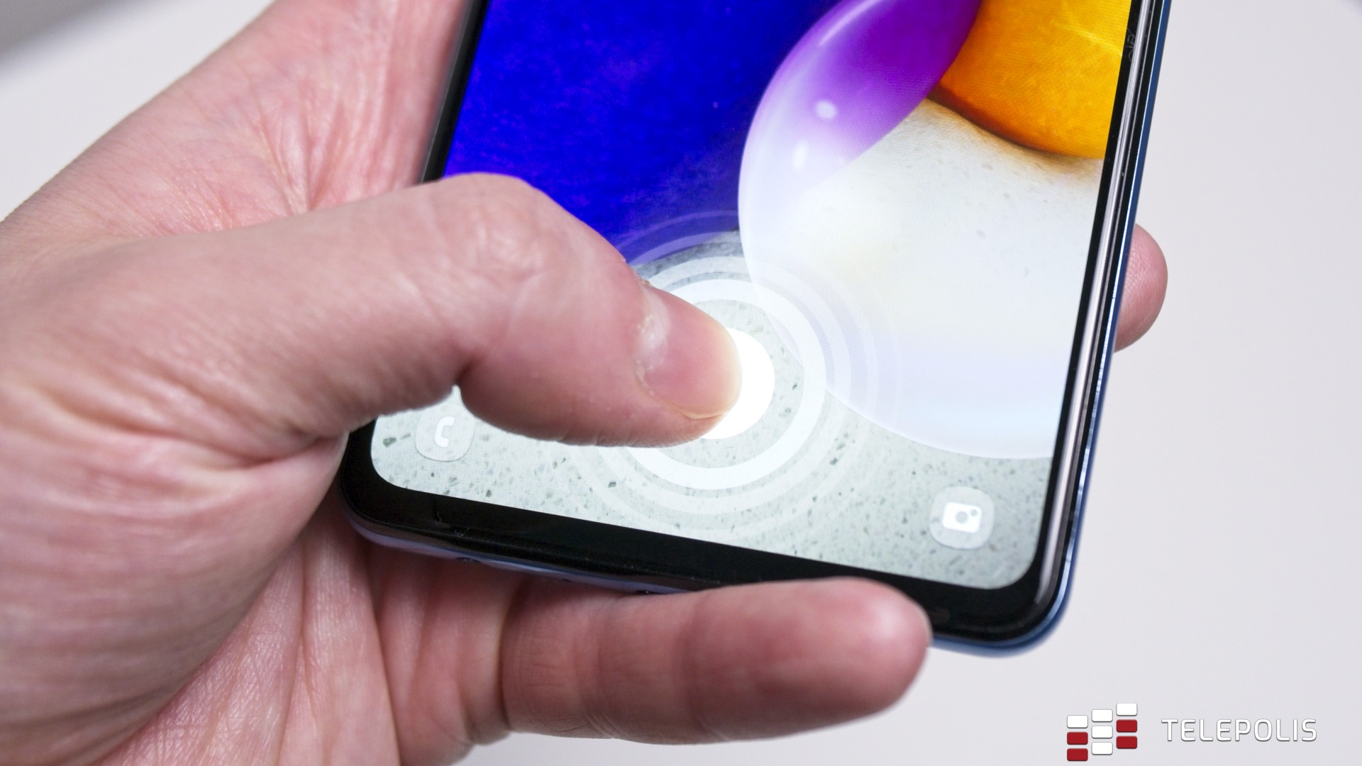 Samsung Galaxy A72 - świetny telefon czy skok na kasę?