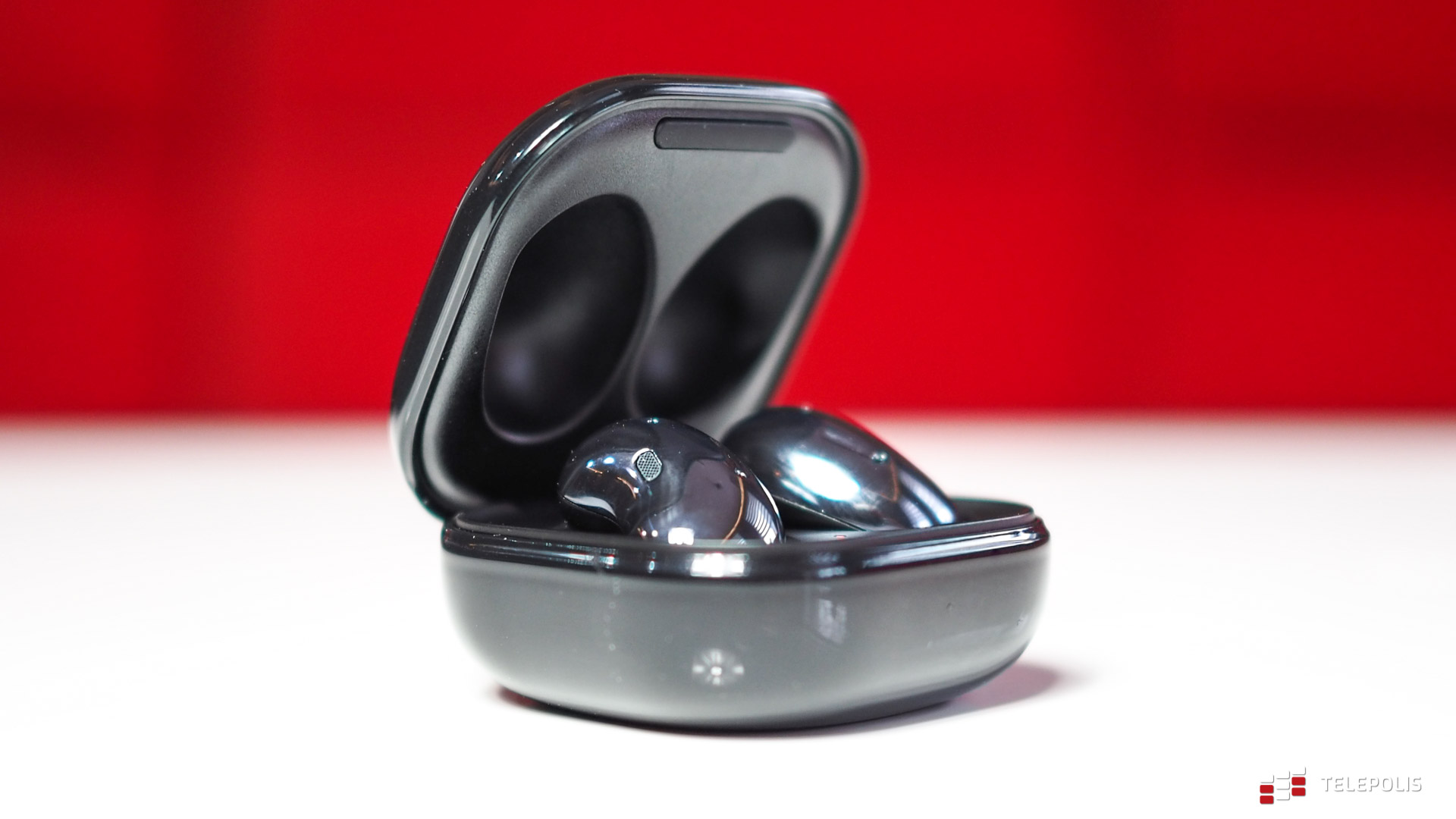 Samsung Galaxy Buds Live po 4 miesiącach - oryginalne słuchawki bezprzewodowe ze świetną jakością basów