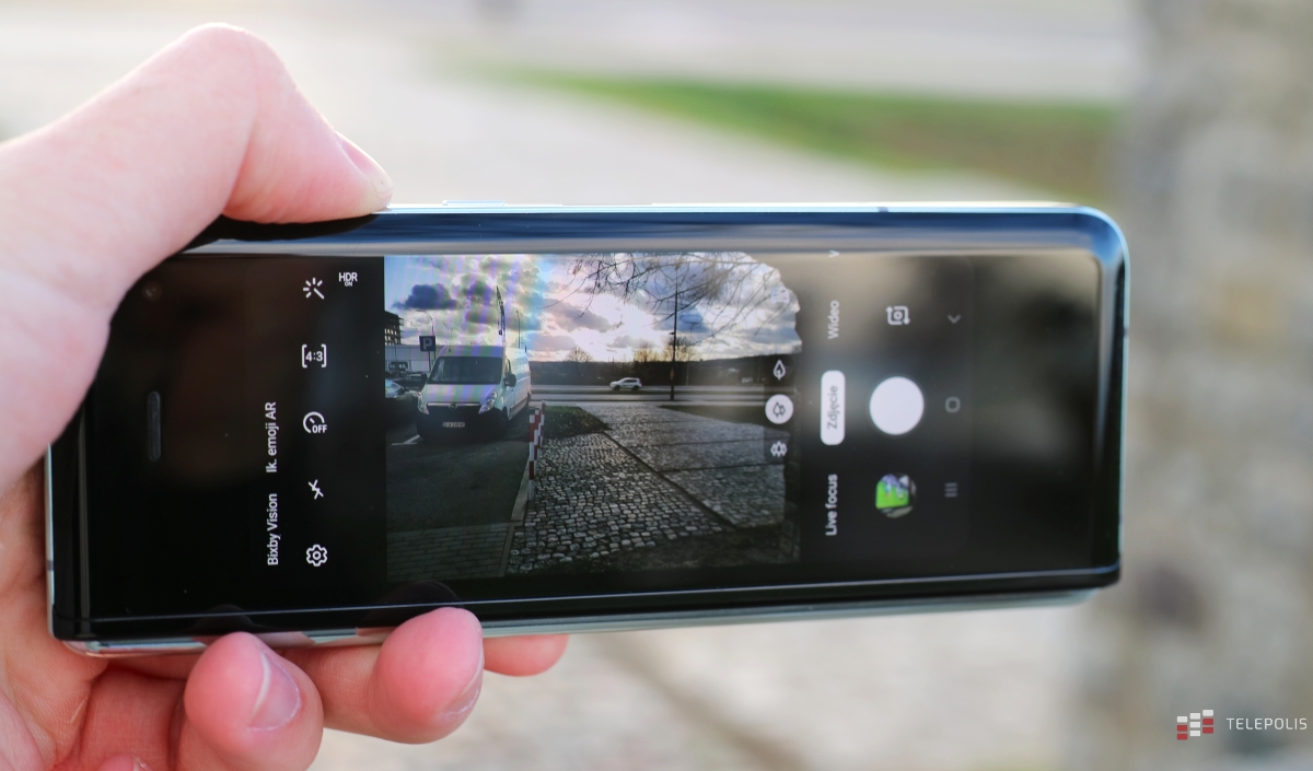 Galaxy Fold to więcej niż smartfon. Recenzja składanego Samsunga