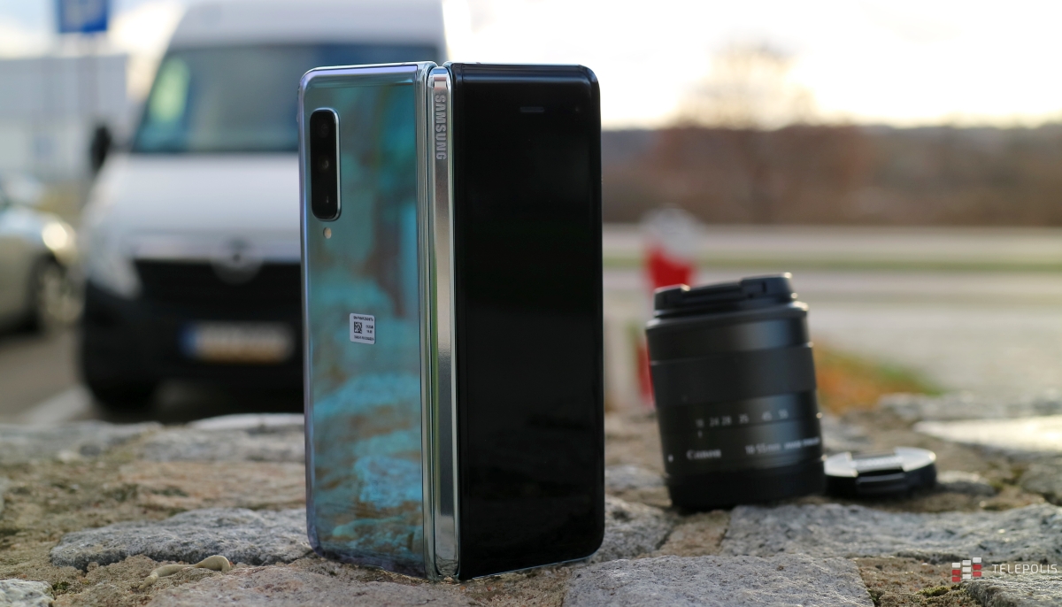 Galaxy Fold to więcej niż smartfon. Recenzja składanego Samsunga