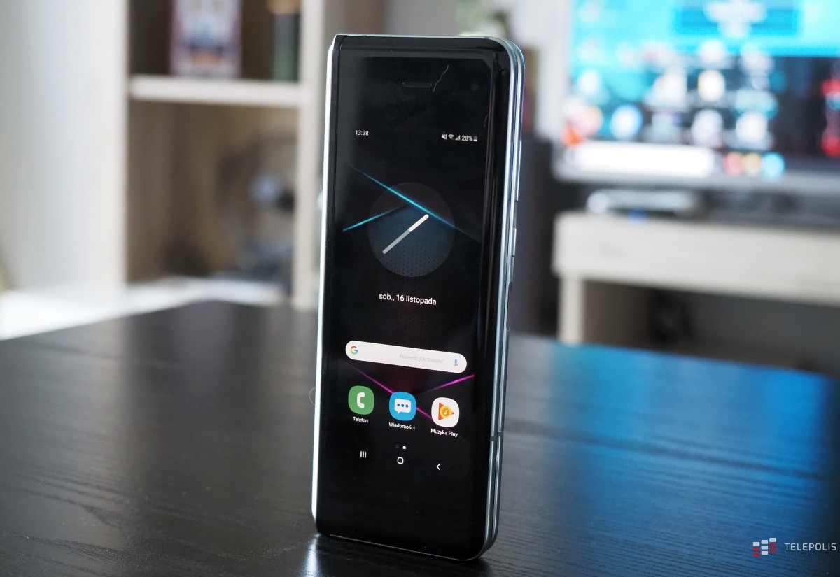 Galaxy Fold to więcej niż smartfon. Recenzja składanego Samsunga