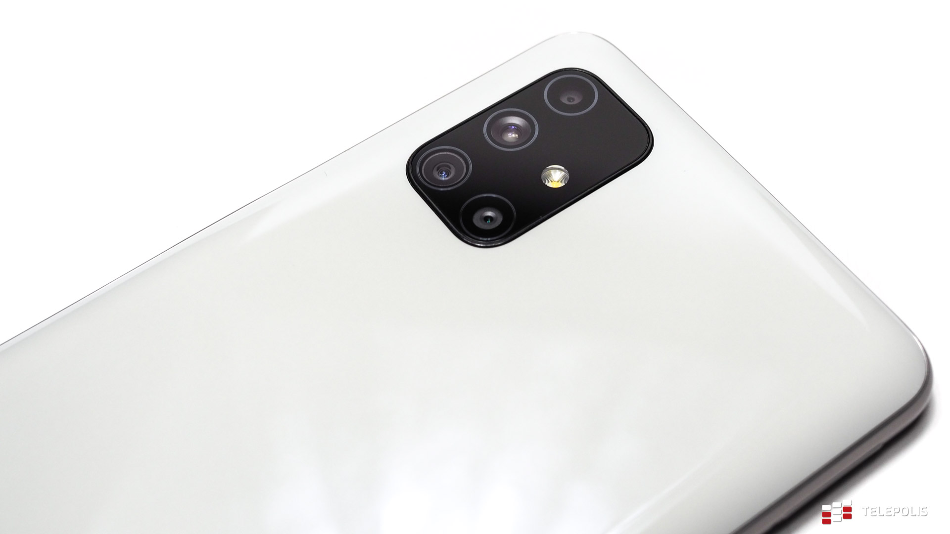 Samsung Galaxy M51 - dobry telefon z genialną baterią