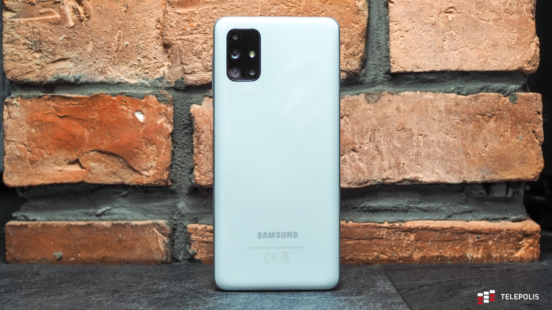 Samsung Galaxy M51 - dobry telefon z genialną baterią