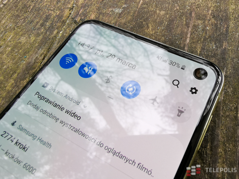 Samsung Galaxy S10e to taki Apple iPhone XS, tyle że lepszy - test najlepszego smartfona spośród tych kompaktowych