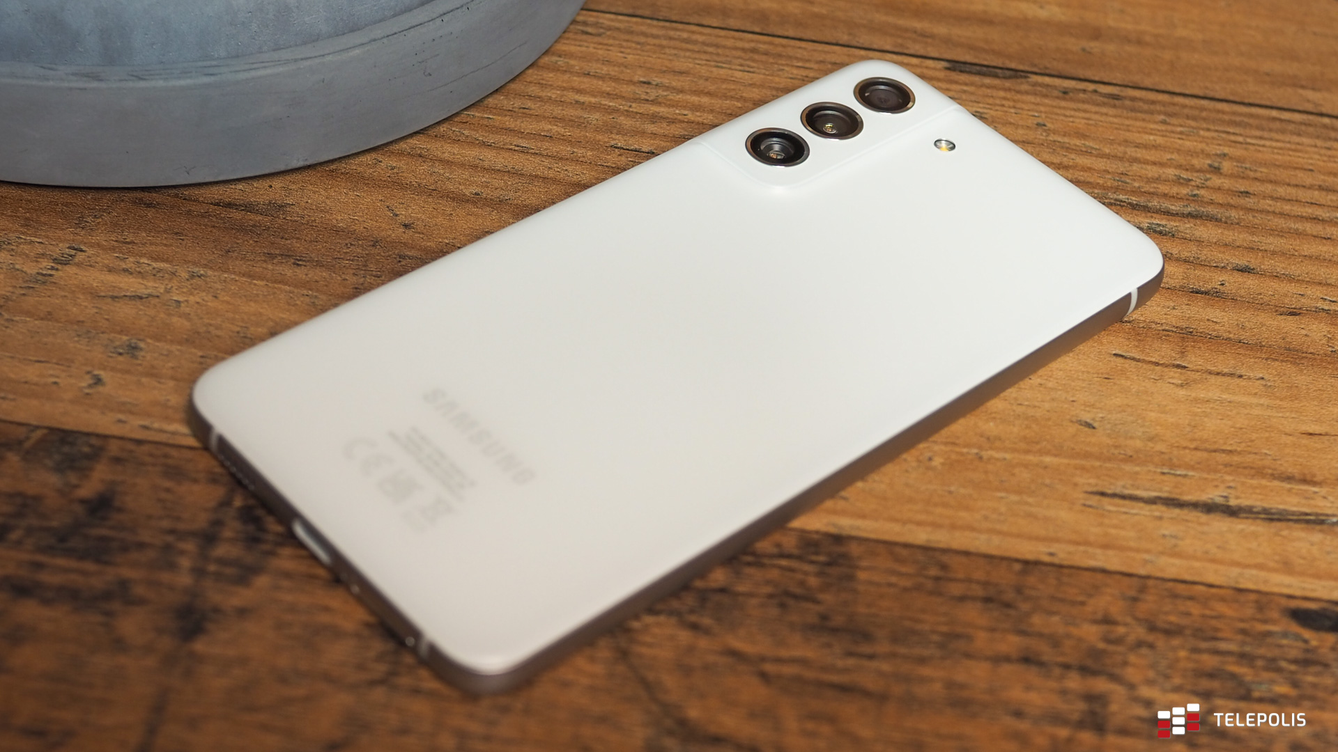 Samsung Galaxy S21 FE 5G – test smartfonu. Czy warto było czekać?