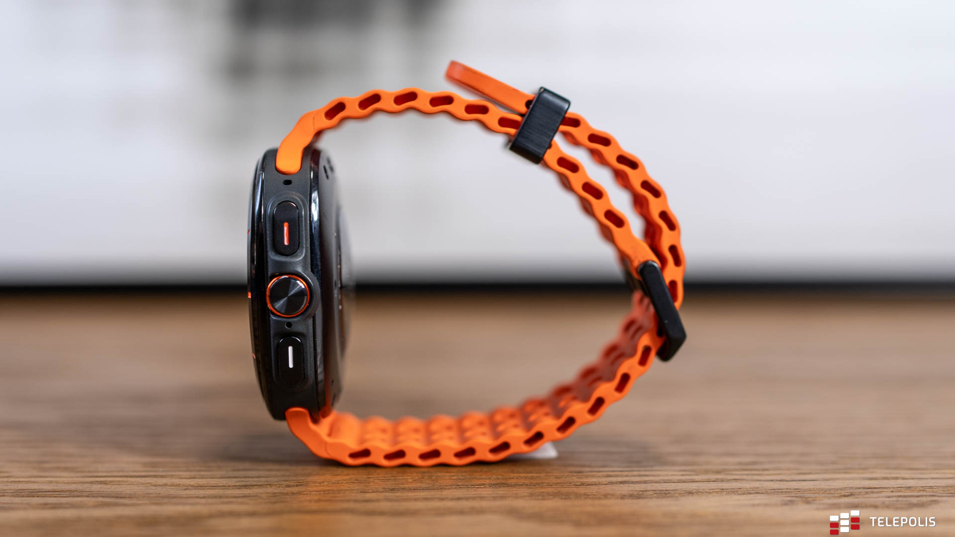 Galaxy Watch Ultra po 4 miesiącach – jeden krok do przodu, dwa kroki do tyłu (test)