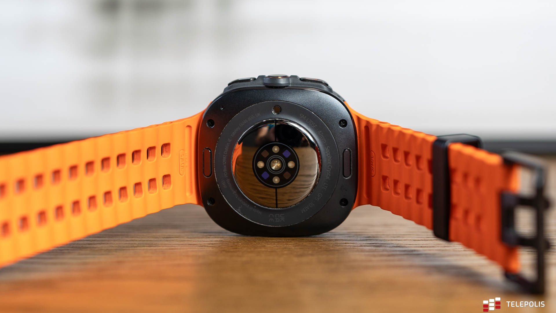 Galaxy Watch Ultra po 4 miesiącach – jeden krok do przodu, dwa kroki do tyłu (test)