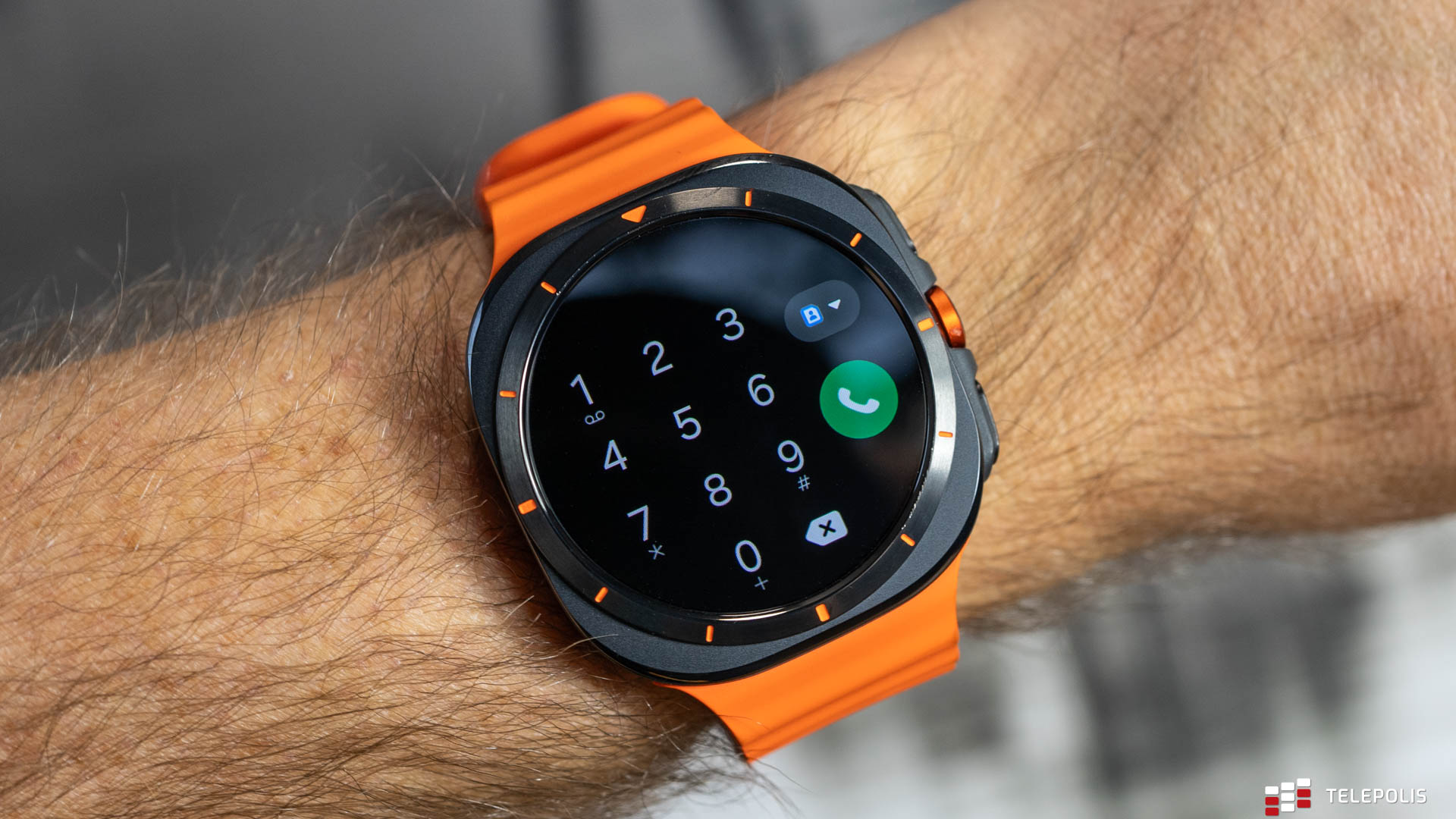 Galaxy Watch Ultra po 4 miesiącach – jeden krok do przodu, dwa kroki do tyłu (test)