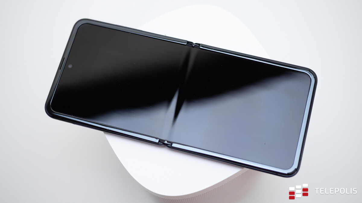 Test Samsung Galaxy Z Flip - to miłość od pierwszego spojrzenia