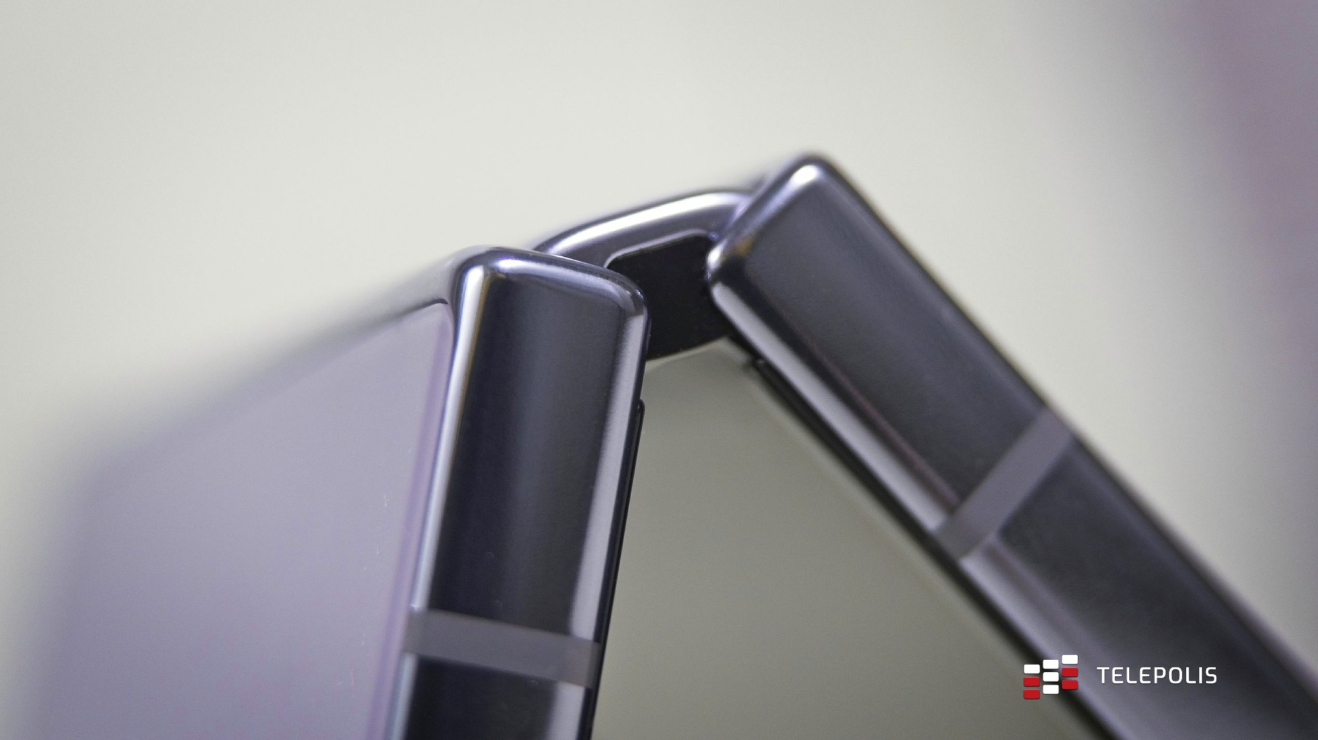 Samsung Galaxy Z Flip4 – test. Składak, który poskładał konkurencję