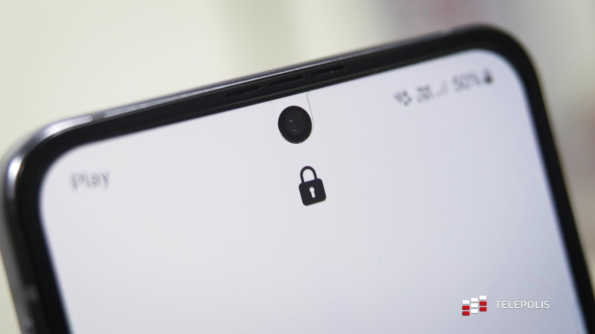 Samsung Galaxy Z Flip4 – test. Składak, który poskładał konkurencję