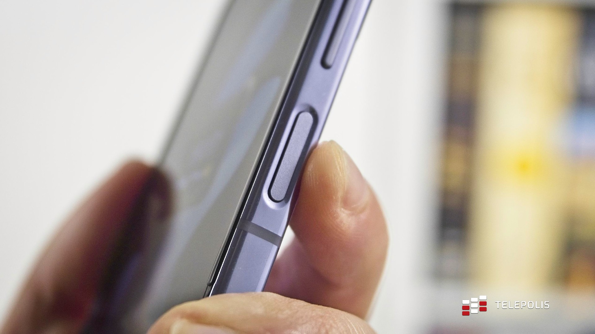 Samsung Galaxy Z Flip4 – test. Składak, który poskładał konkurencję