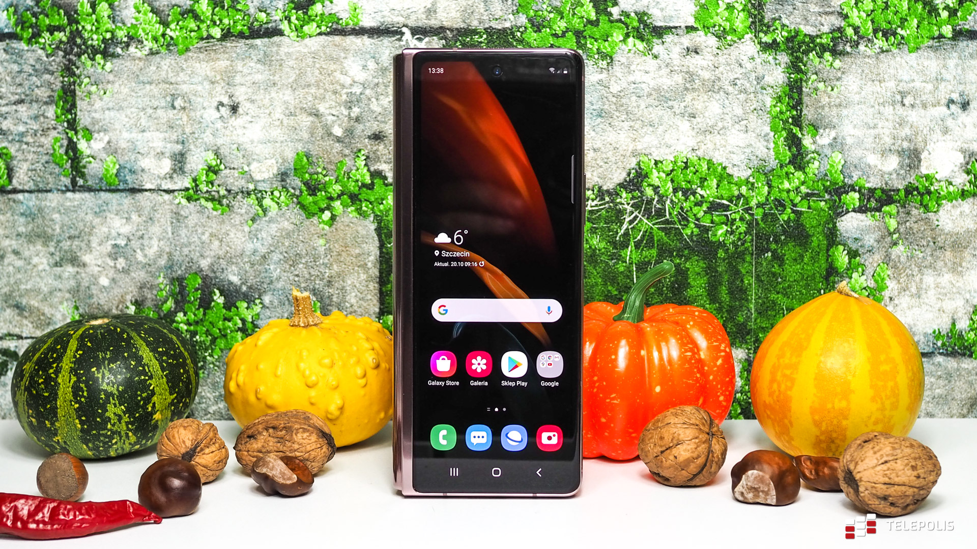 Samsung Galaxy Z Flip3, Z Fold3 i Watch 4 - wiemy kiedy zadebiutują