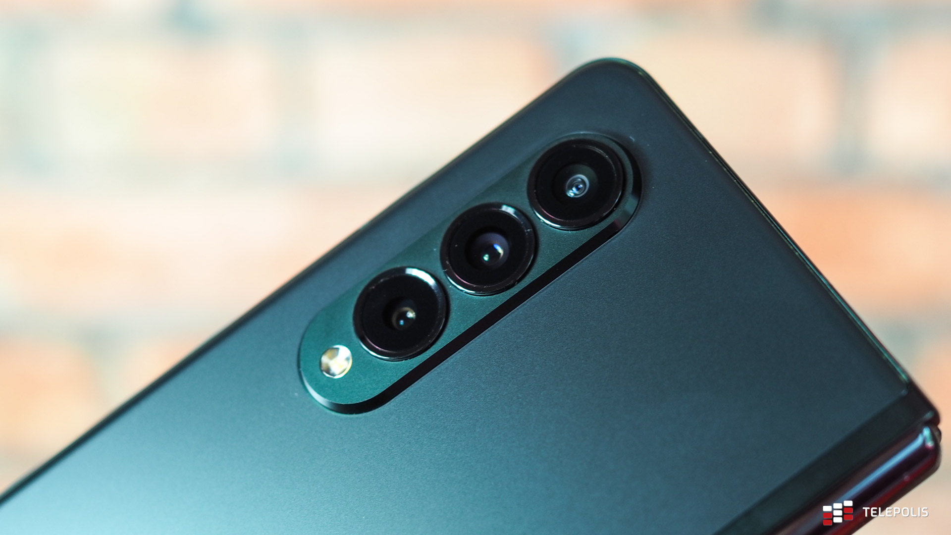 Samsung Galaxy Z Fold3 5G – test składanego telefonu, który uzależnia
