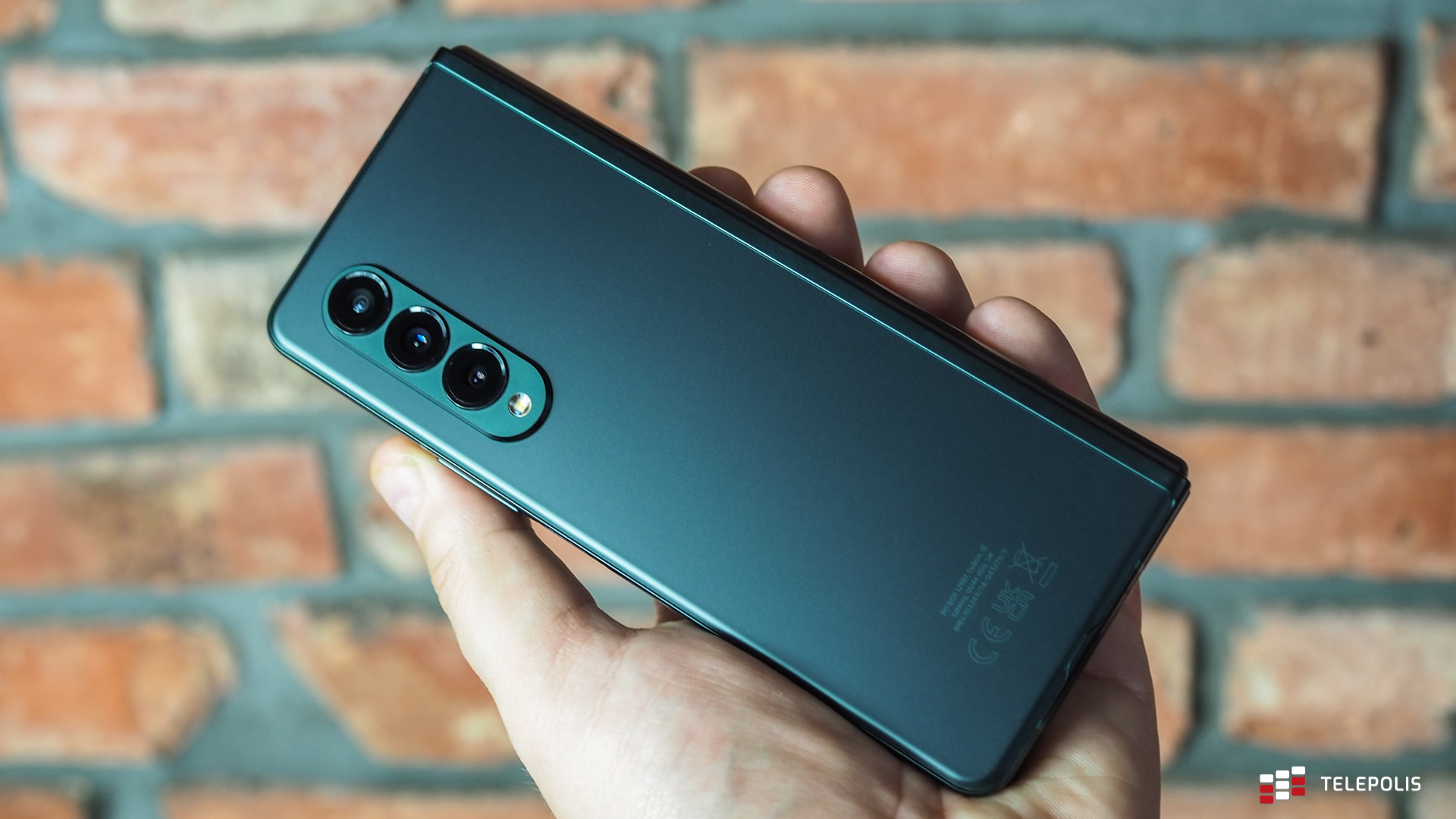 Samsung Galaxy Z Fold3 5G – test składanego telefonu, który uzależnia