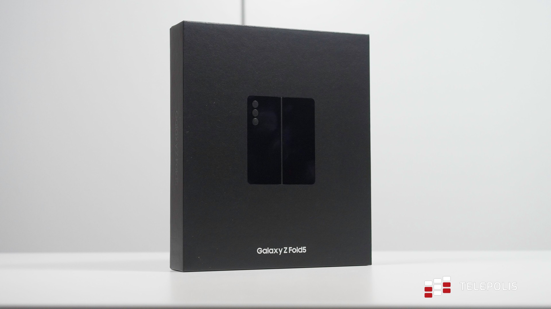 Samsung Galaxy Fold 5 – test. Telefon dla świra