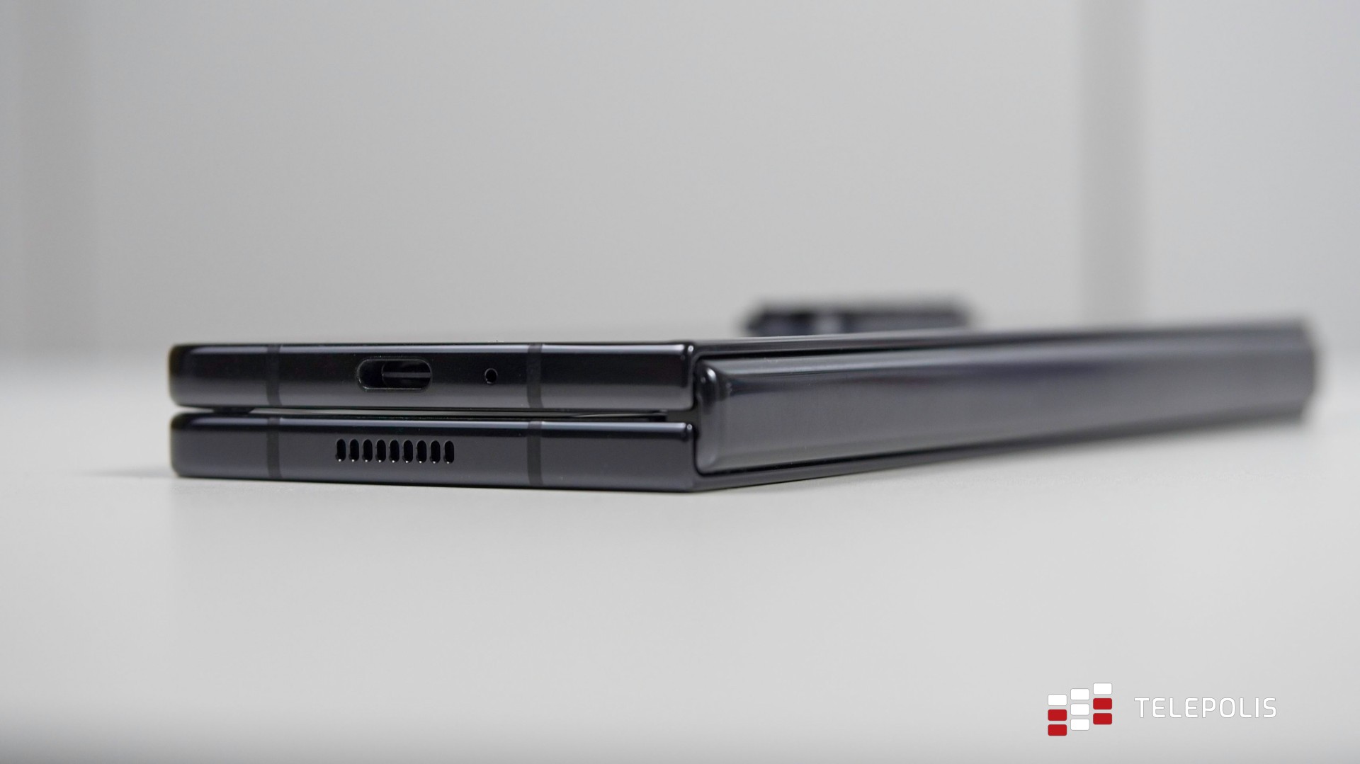 Samsung Galaxy Fold 5 – test. Telefon dla świra