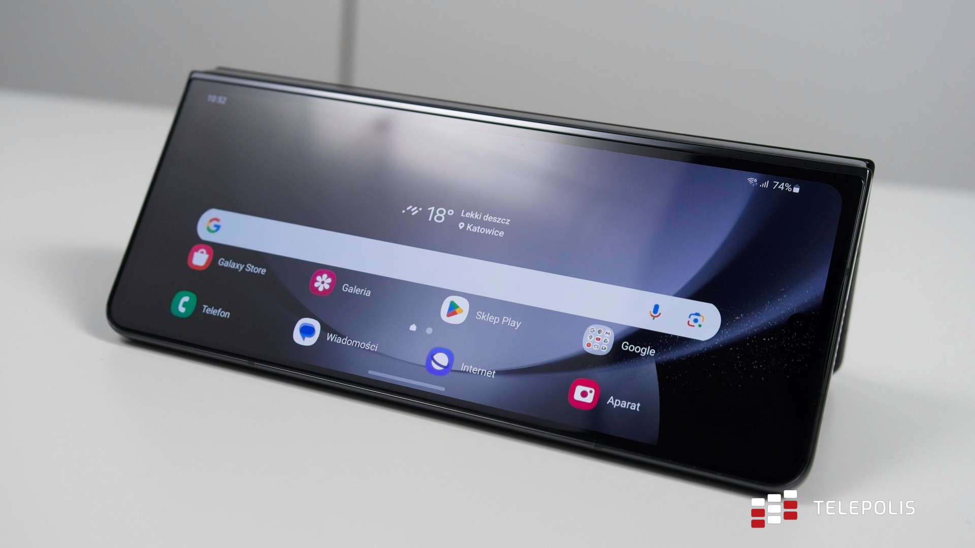 Samsung Galaxy Fold 5 – test. Telefon dla świra