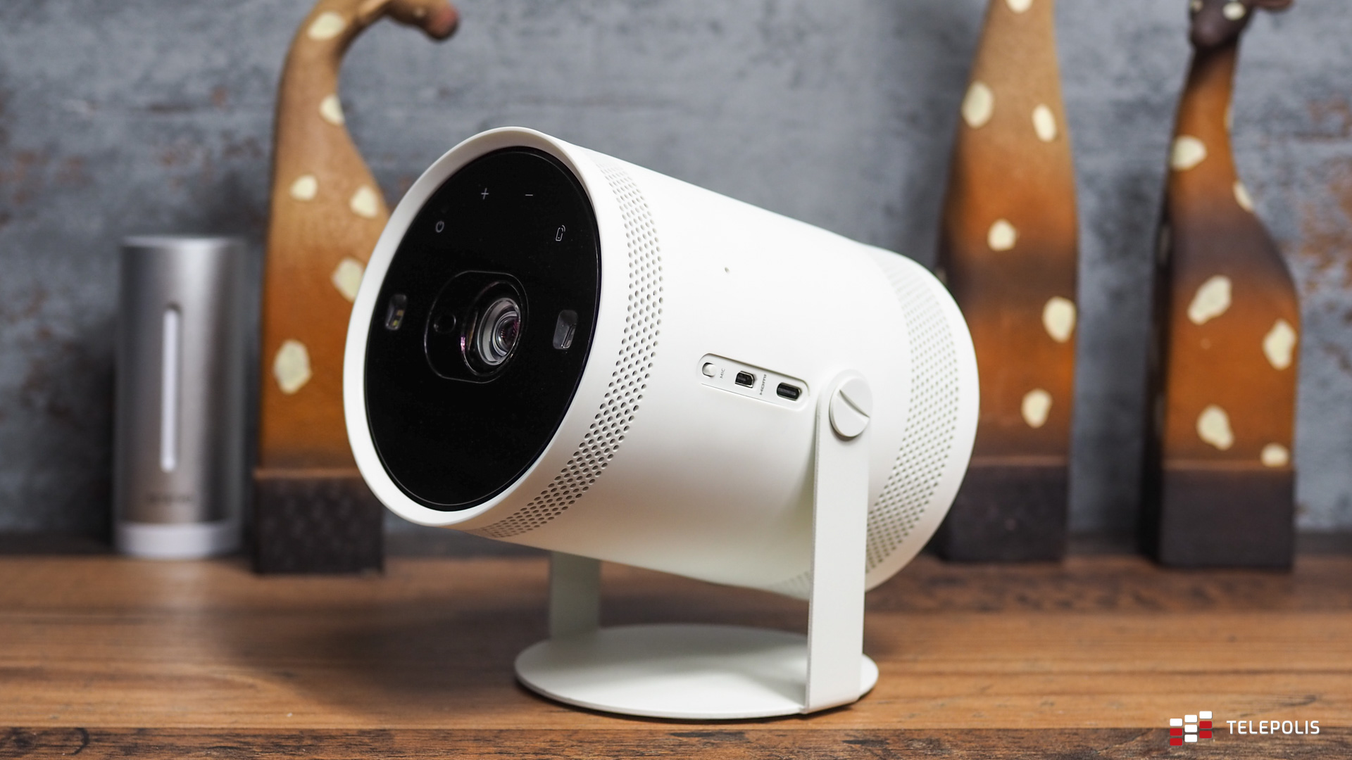 Samsung The Freestyle – tego jeszcze nie grali! Kosmiczny projektor