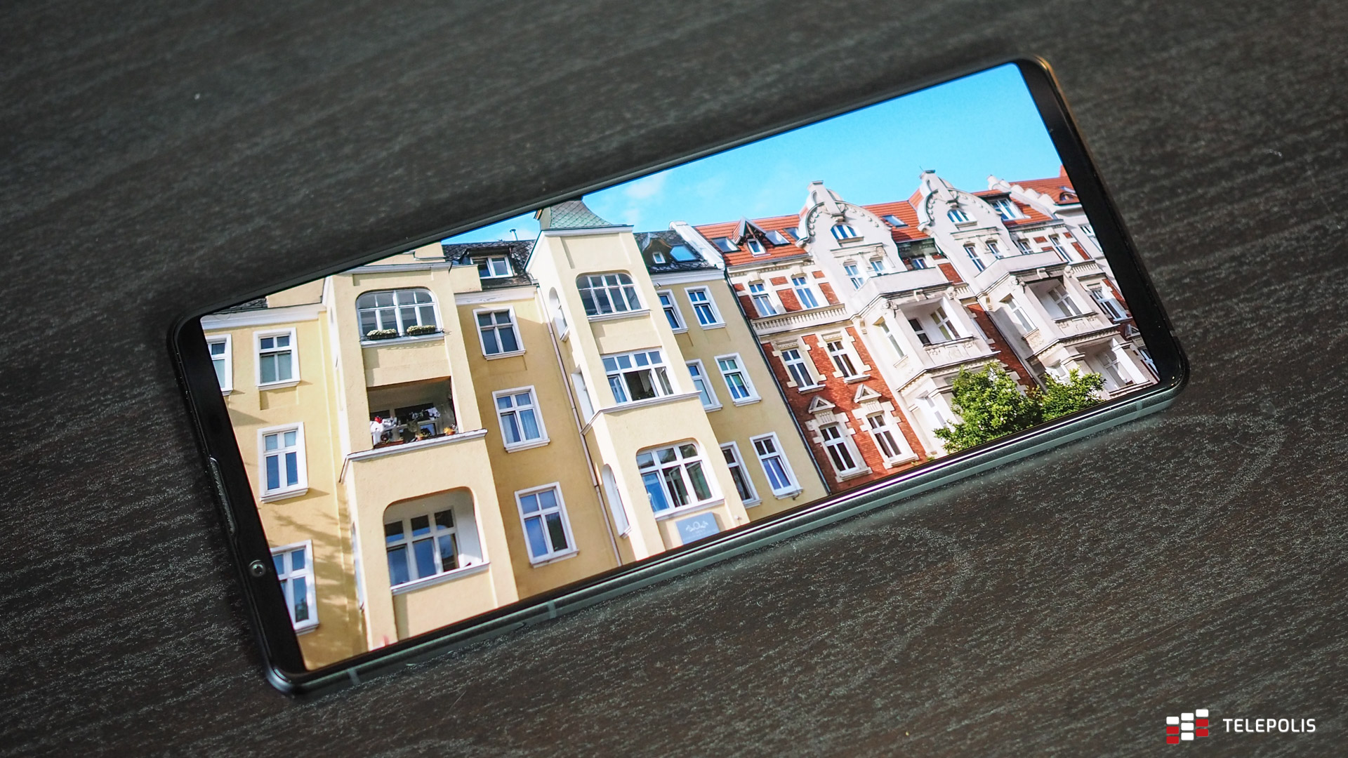 Sony Xperia 1 III – świetny smartfon dla tradycjonalistów