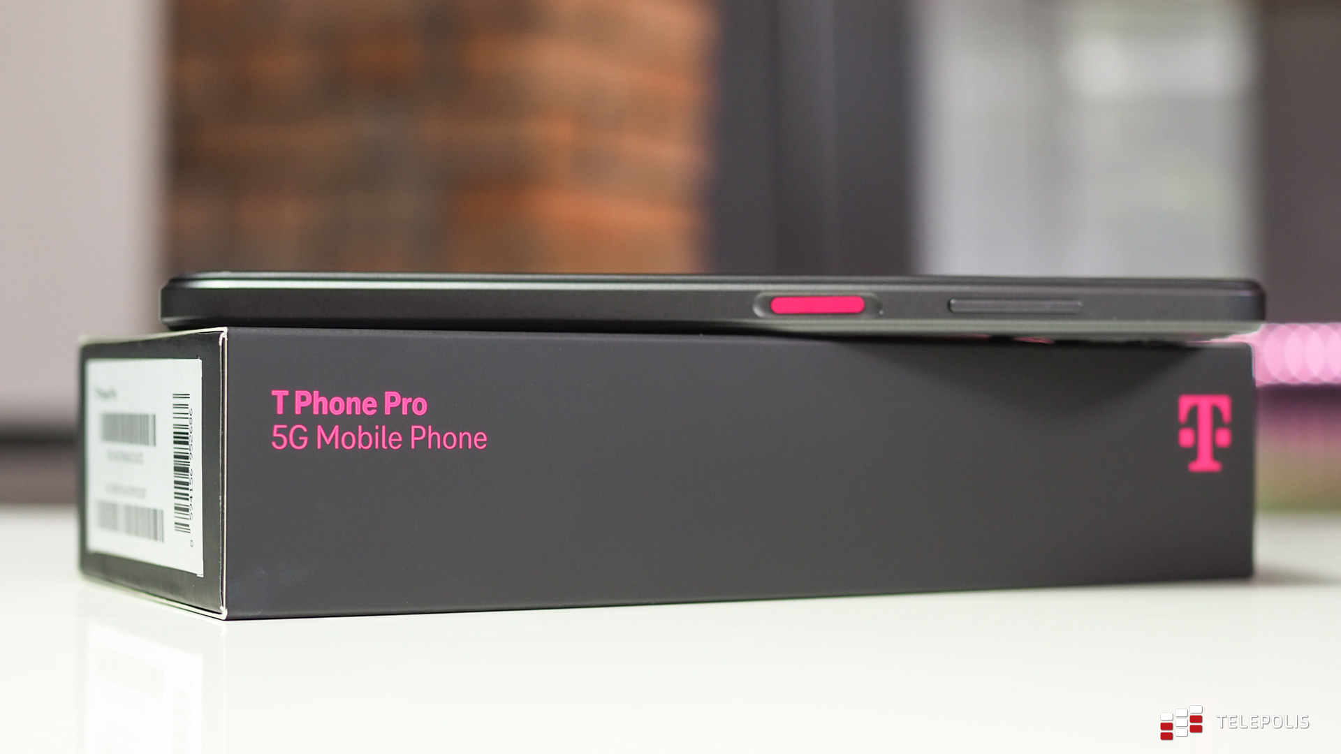 T-Mobile ma własny smartfon. Sprawdziłem, ile ten sprzęt jest wart