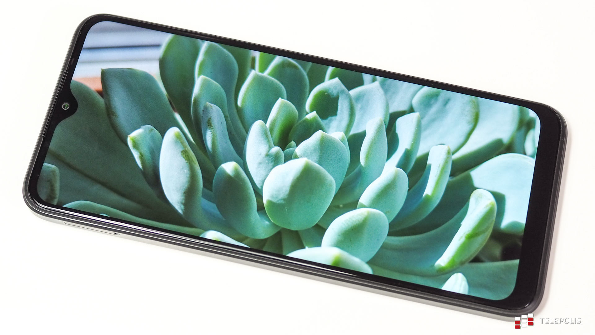 T-Mobile ma własny smartfon. Sprawdziłem, ile ten sprzęt jest wart